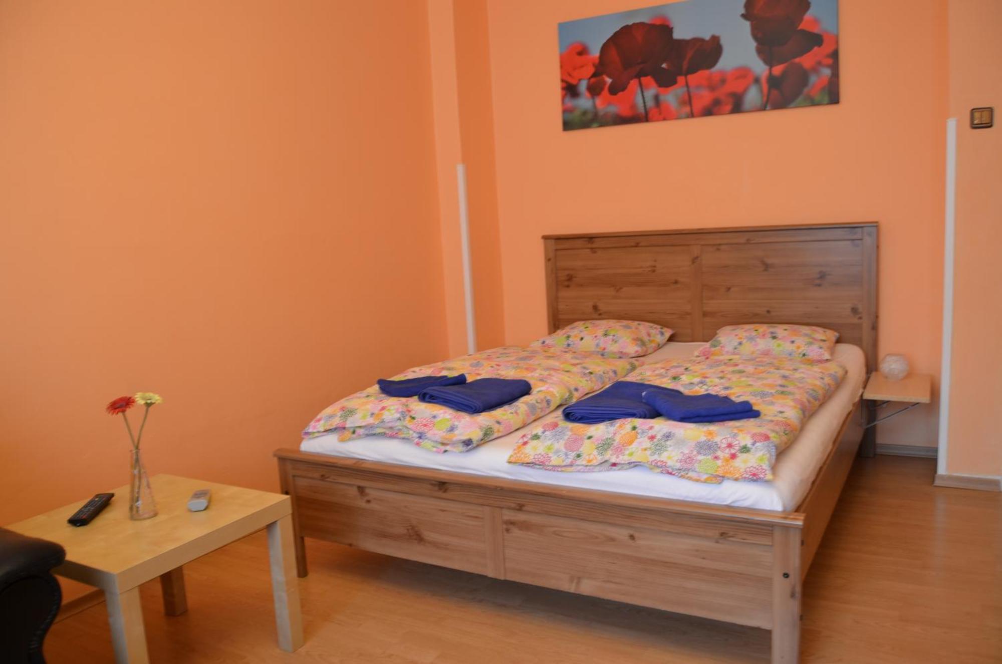 Apartments Letna Прага Номер фото